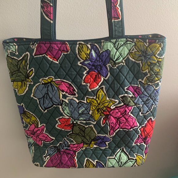 Vera Bradley ​Tote Bag - Picture 1 of 7